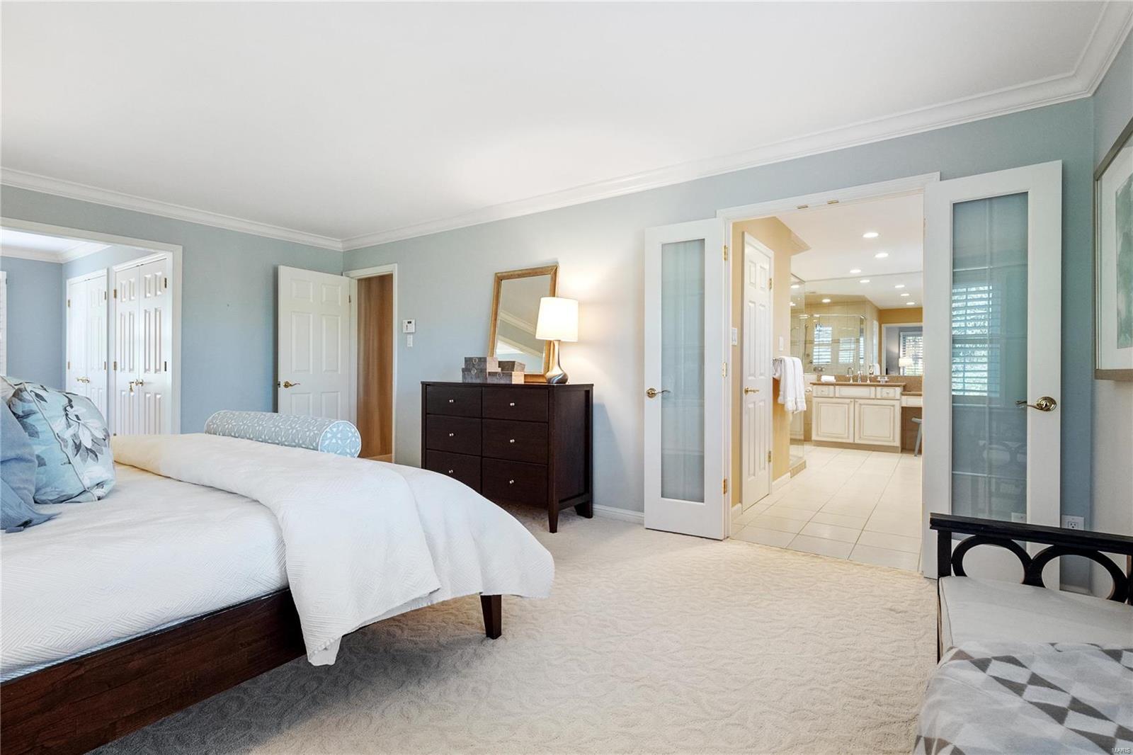 Ladue Downs - Residential