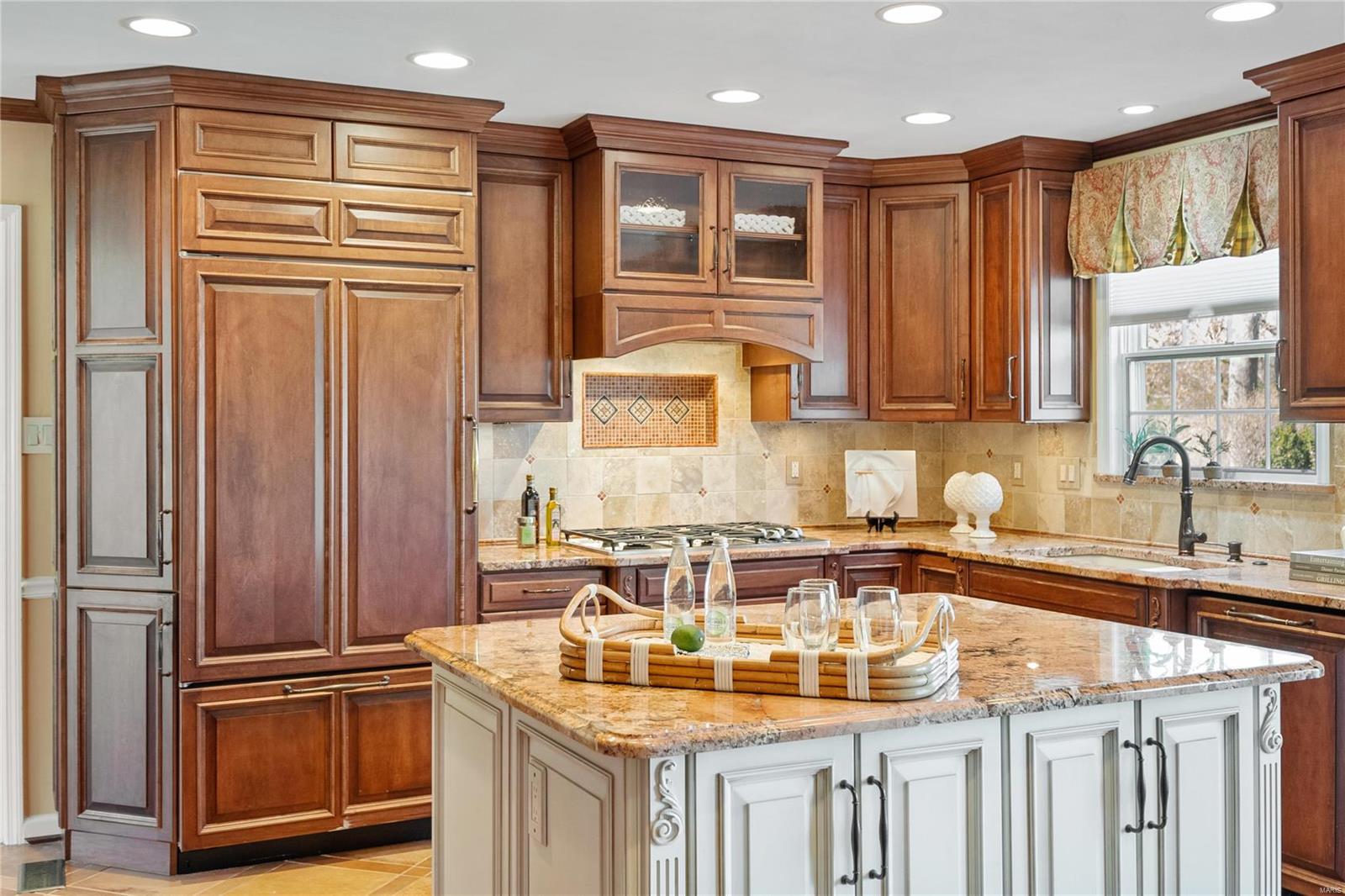 Ladue Downs - Residential