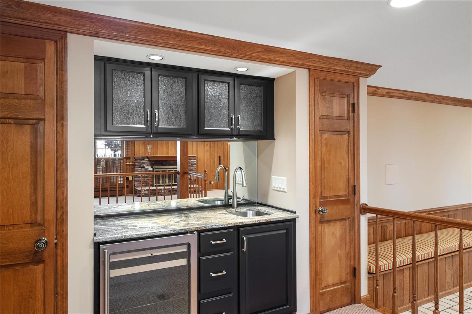 Ladue Downs - Residential