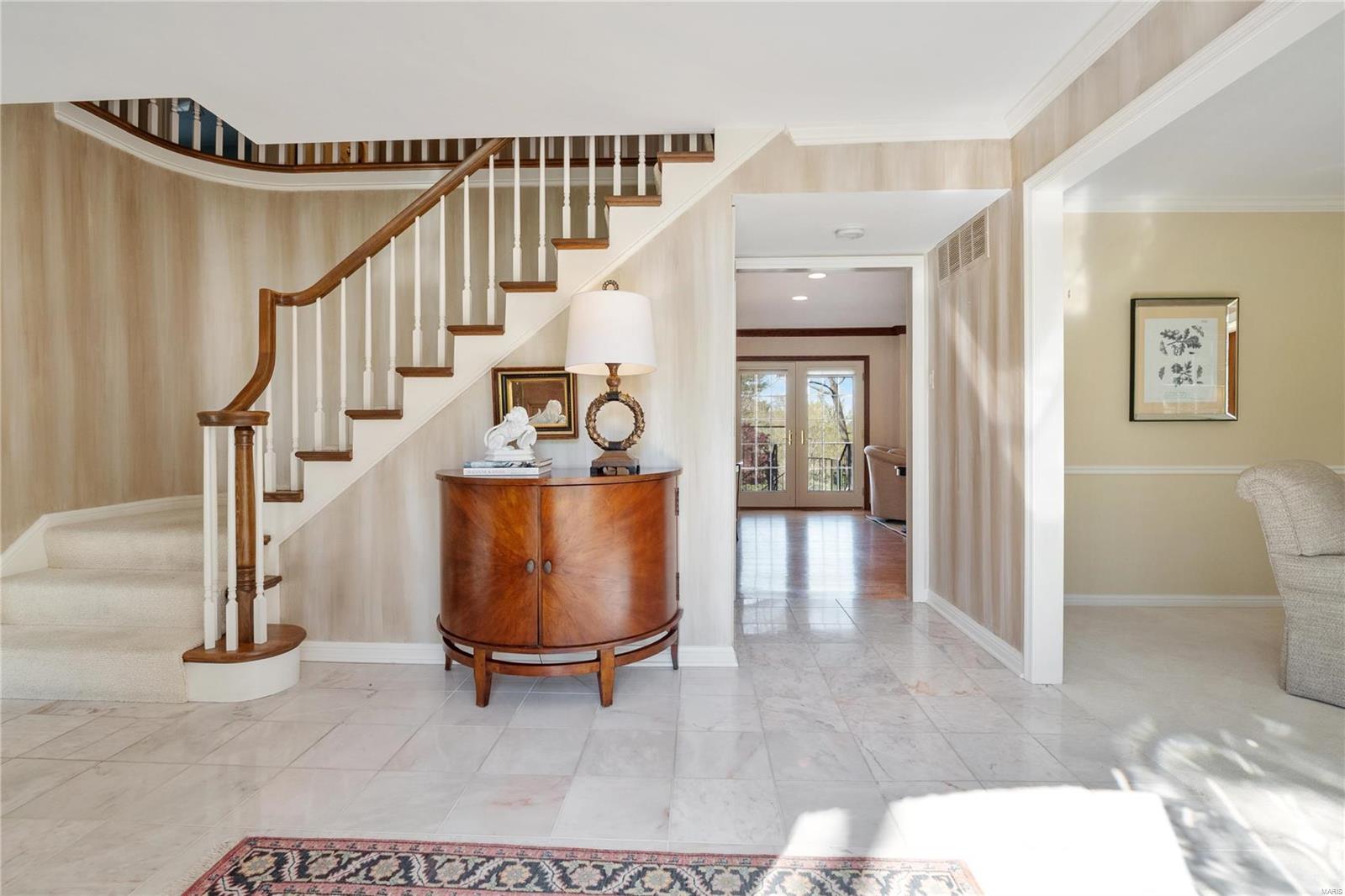 Ladue Downs - Residential