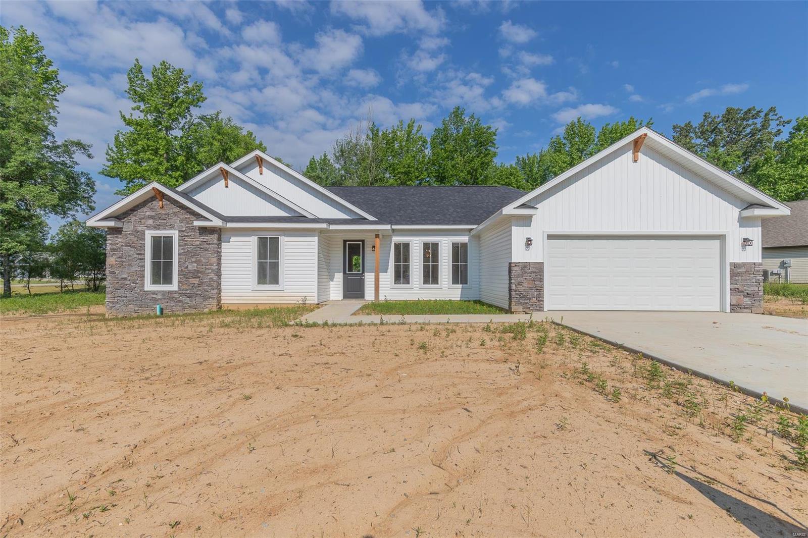 View Poplar Bluff, MO 63901 house