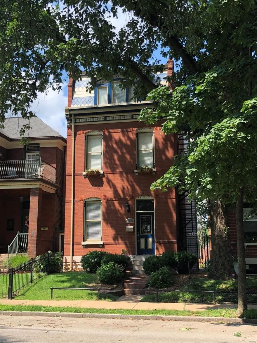 This home is an amazing Victorian home that has been wonderfully rehabbed tastefully combining the historical architecture with modern convenience and style. There is over 3,500 square feet of living space that includes an excellent open floor plan and a partially finished basement. The kitchen is terrific! Updated with stainless steel appliances, granite countertops and an efficient center island. Don't forget the hardwood floors throughout, period and custom lighting, zoned heating and cooling, and internet-equipped Nest thermostat. The master suite has two walk-in closets, a beautiful double bowl vanity, Jacuzzi tub, and more. 2nd floor also features a nice laundry. 3rd floor has two additional bedrooms, a full bath and a rec area perfectly suited for media, office or play! Wonderful location facing glorious Benton Park close to downtown, interstates, and tons of dining and nightlife options.