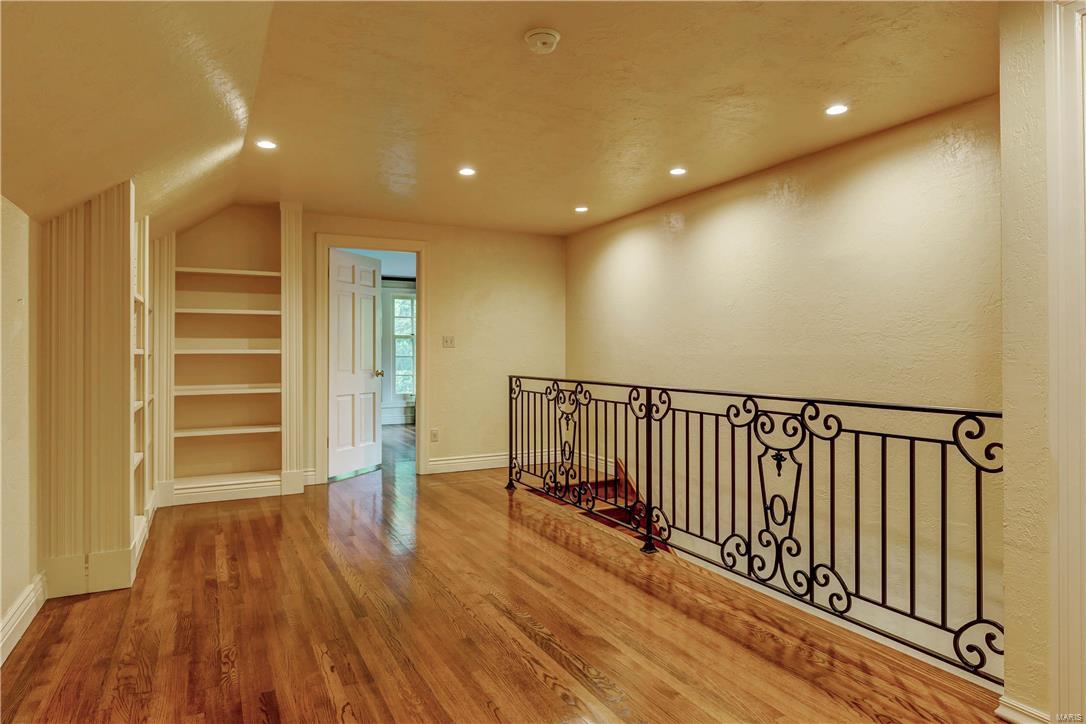 Ridgecreek - Residential