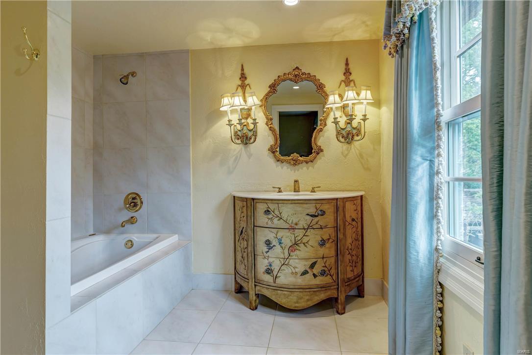 Ridgecreek - Residential