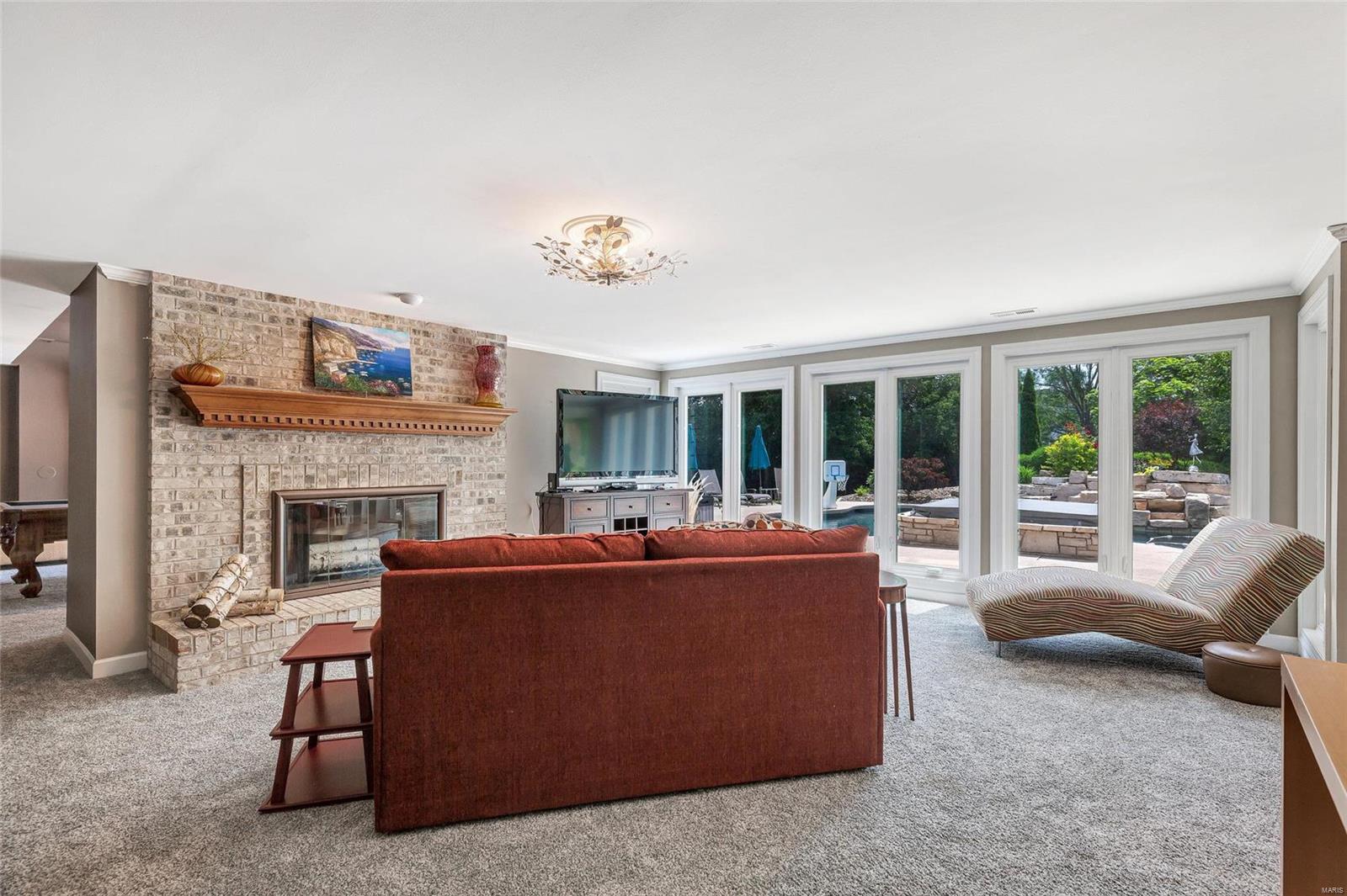 Pine Creek - Residential