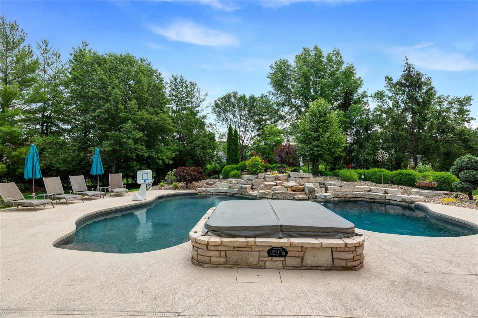 Pine Creek - Residential