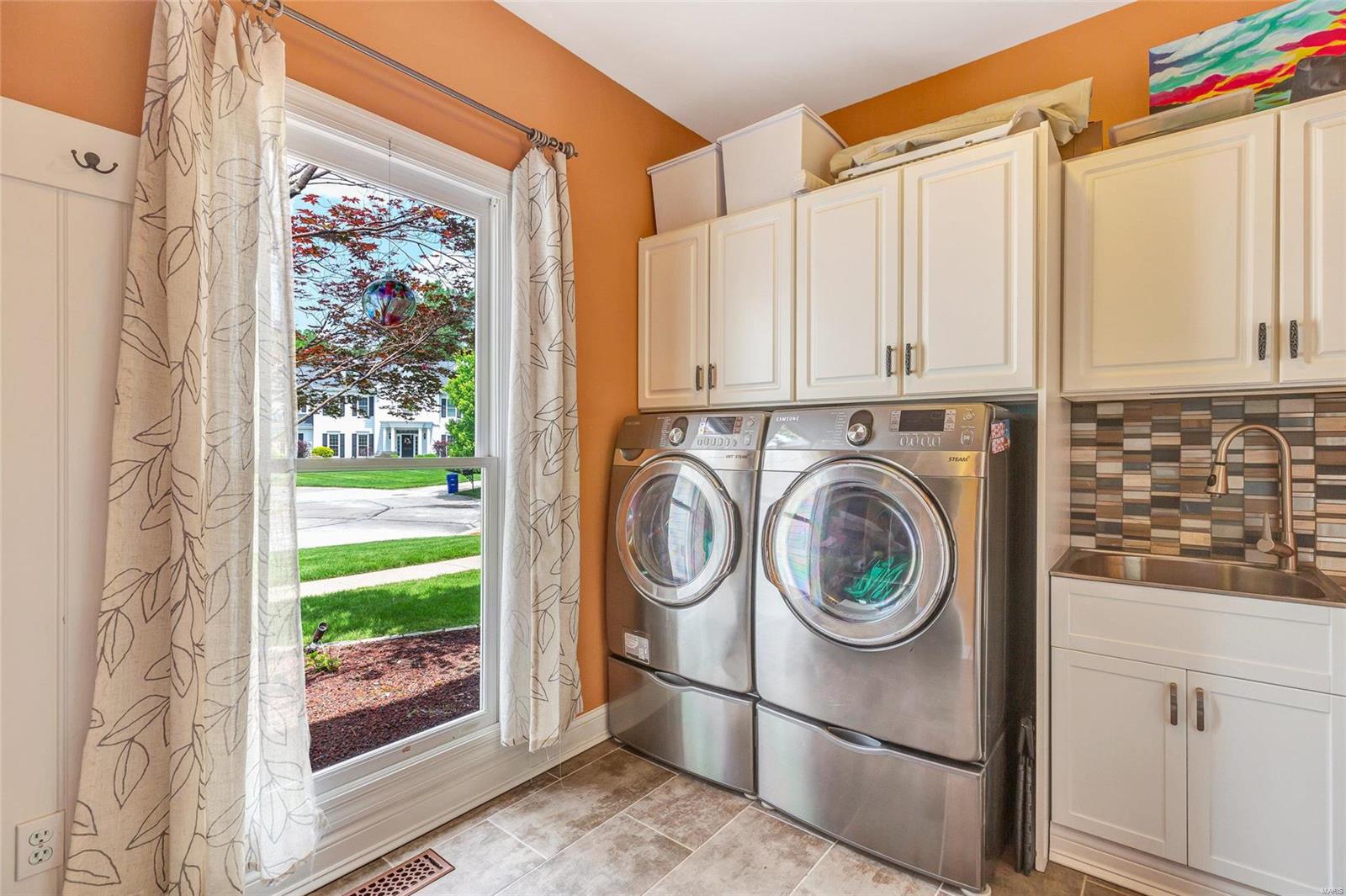 Pine Creek - Residential