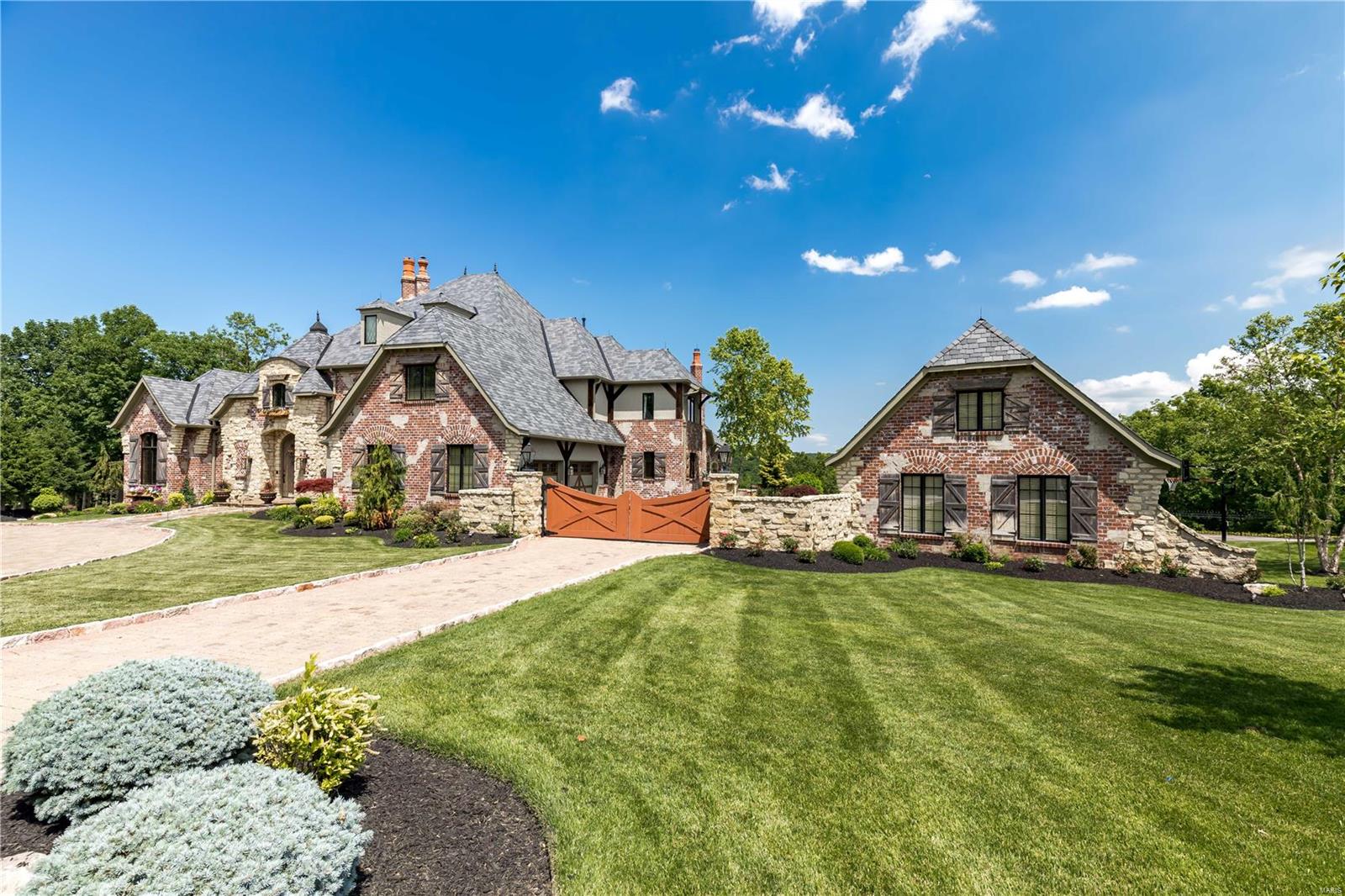 St Albans The Bluffs - Residential