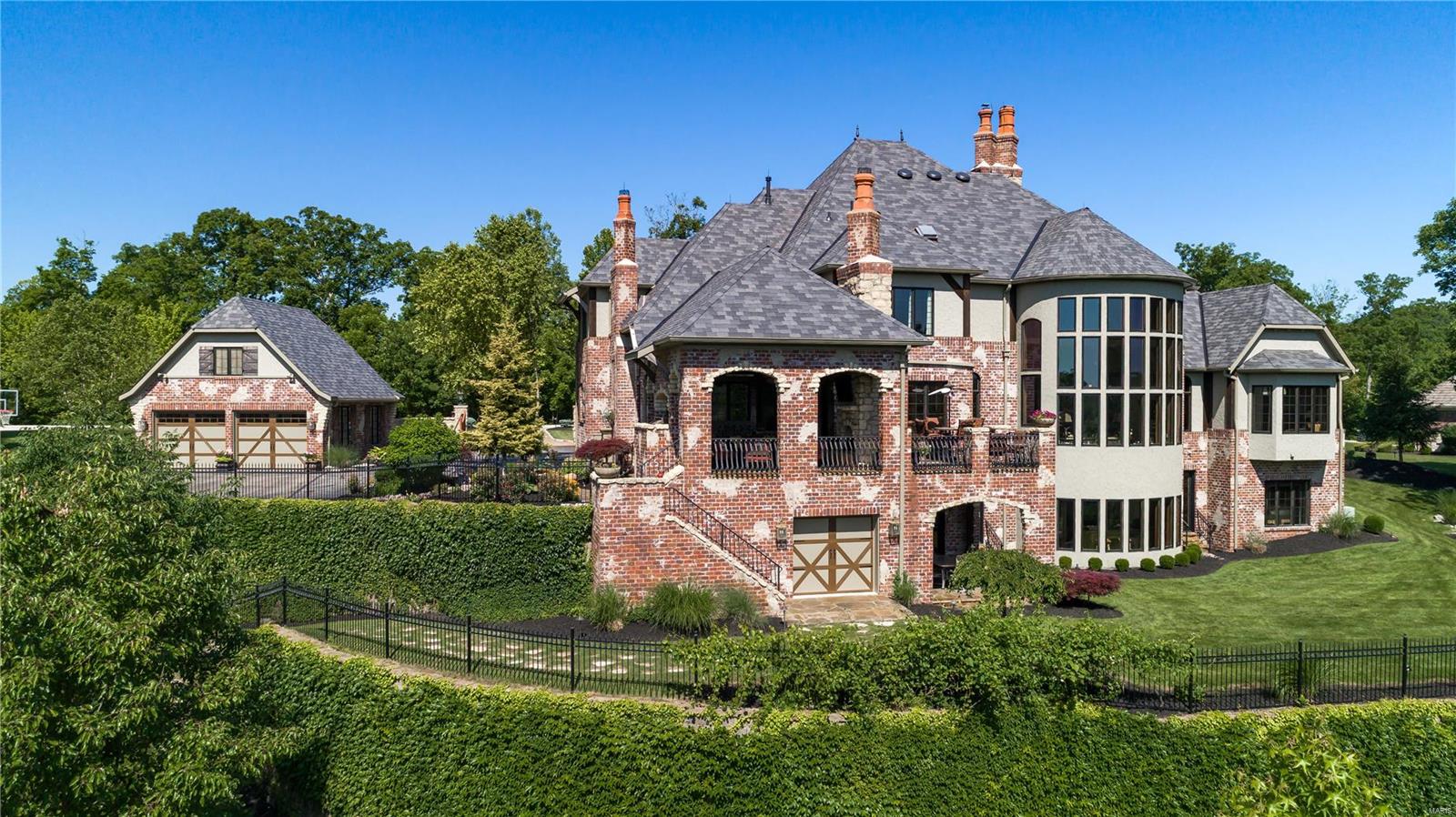 St Albans The Bluffs - Residential