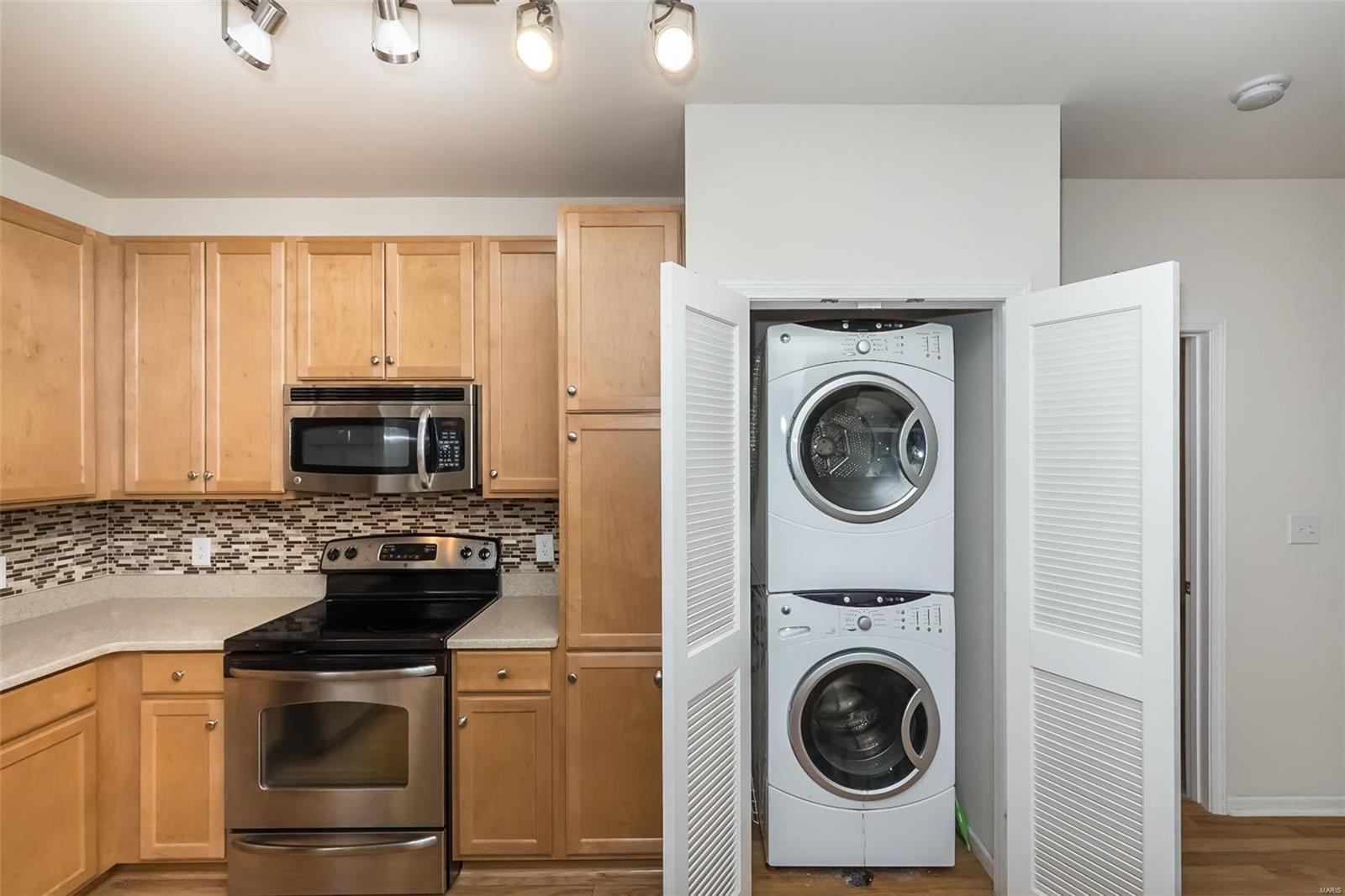 Hanley Station Condo - Residential