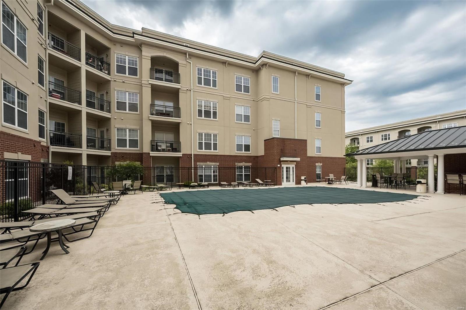 Hanley Station Condo - Residential