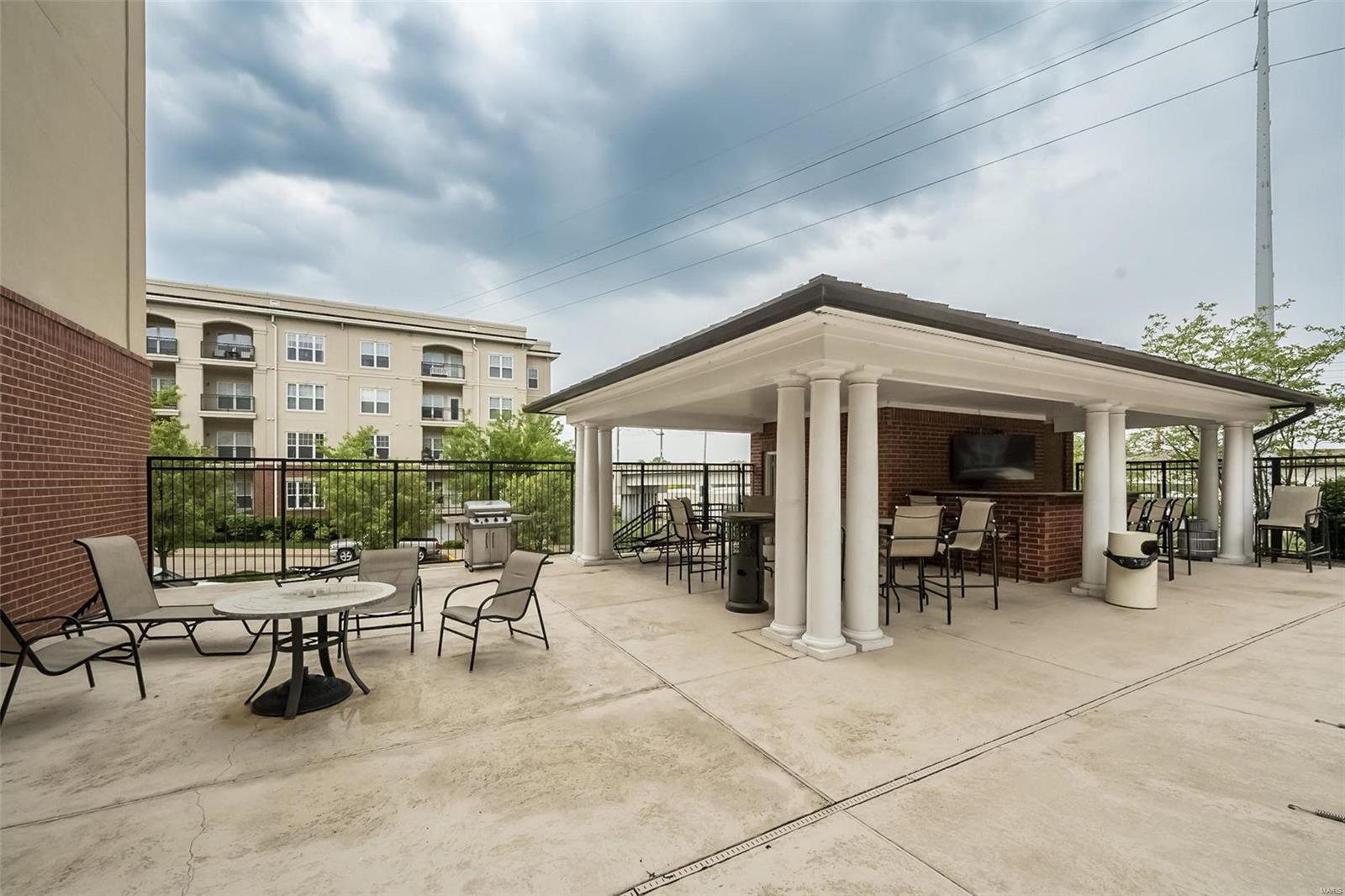 Hanley Station Condo - Residential