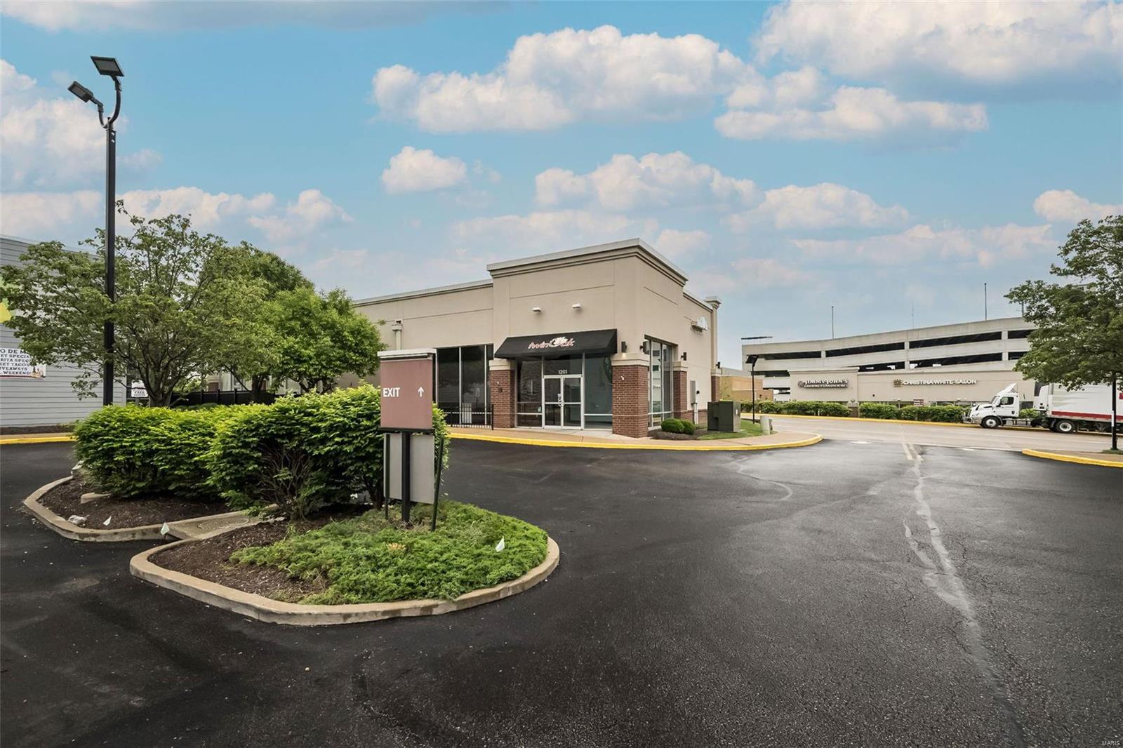 Hanley Station Condo - Residential