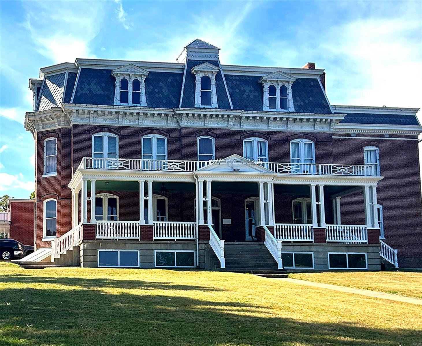 813 Jefferson Street Street