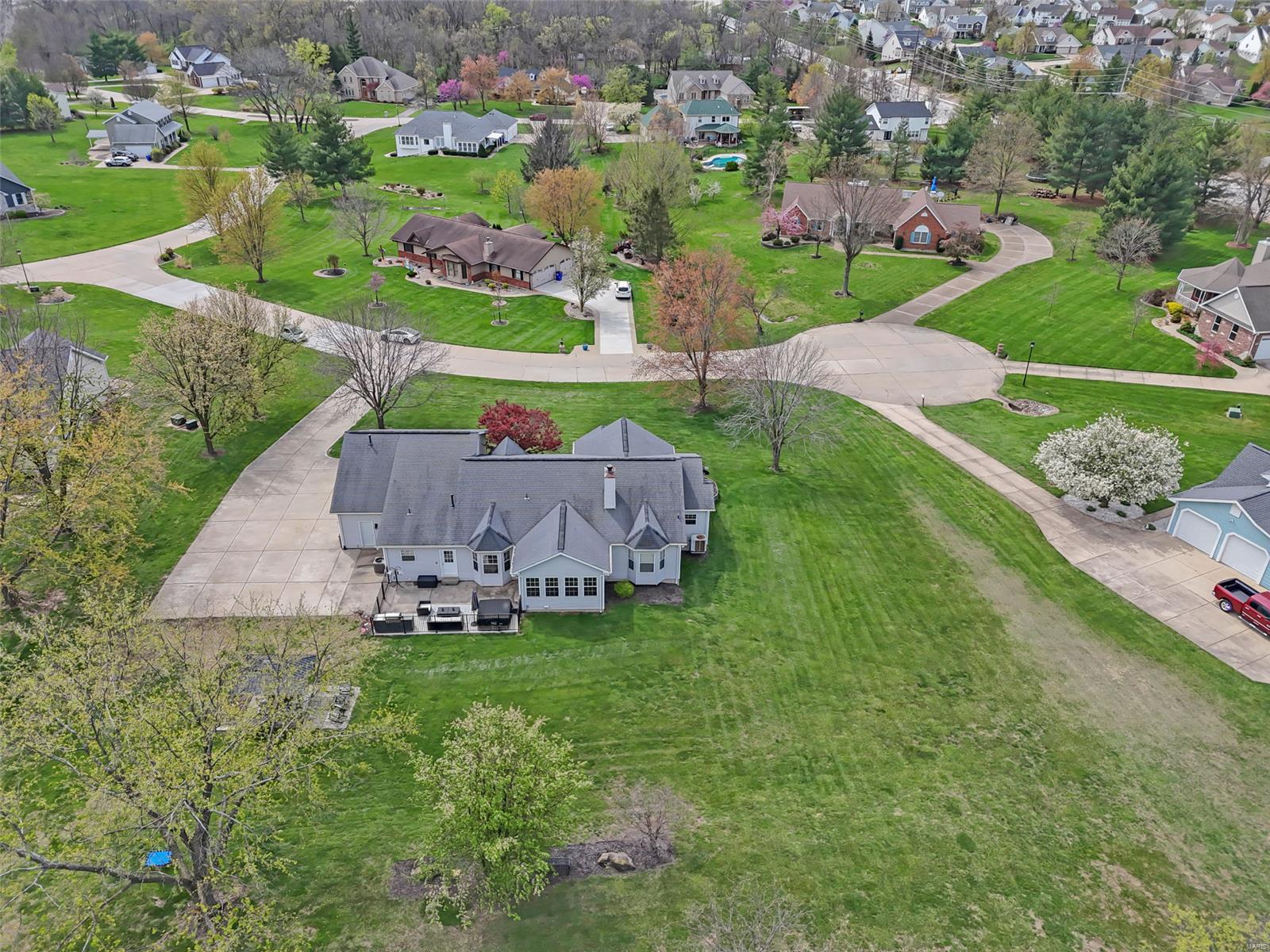 O'Fallon, Missouri 63368, United States, 3 Bedrooms Bedrooms, ,4 BathroomsBathrooms,Residential,Active,109051