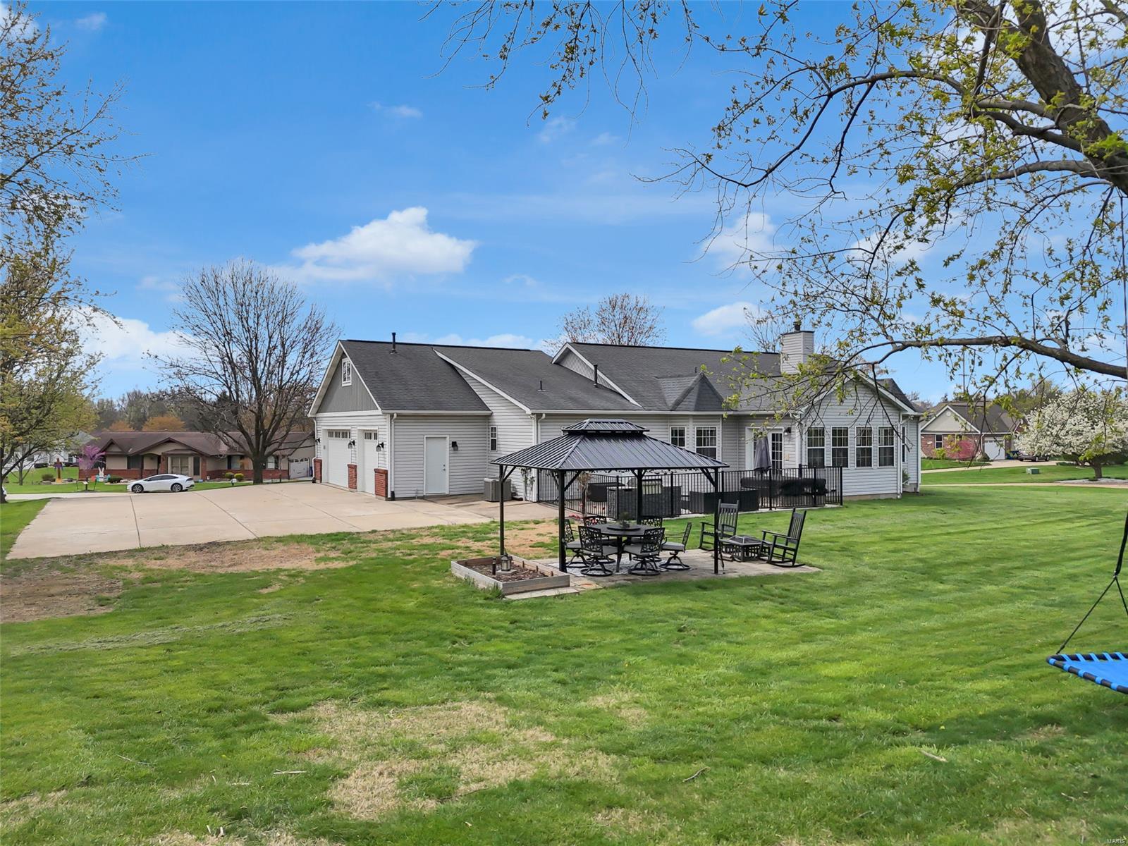 O'Fallon, Missouri 63368, United States, 3 Bedrooms Bedrooms, ,4 BathroomsBathrooms,Residential,Active,109051