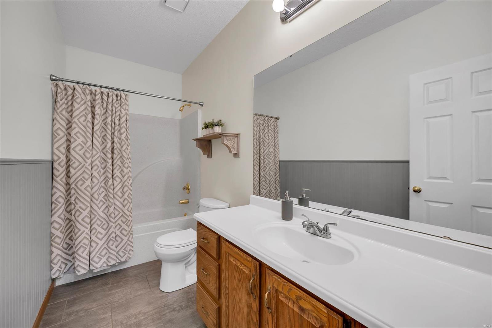 O'Fallon, Missouri 63368, United States, 3 Bedrooms Bedrooms, ,4 BathroomsBathrooms,Residential,Active,109051