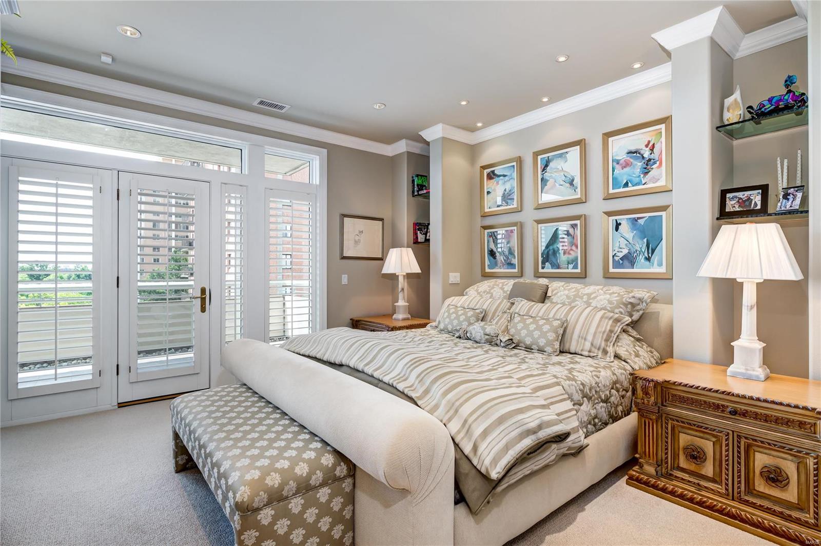 Residence At 800 S Hanley A Condo - Residential