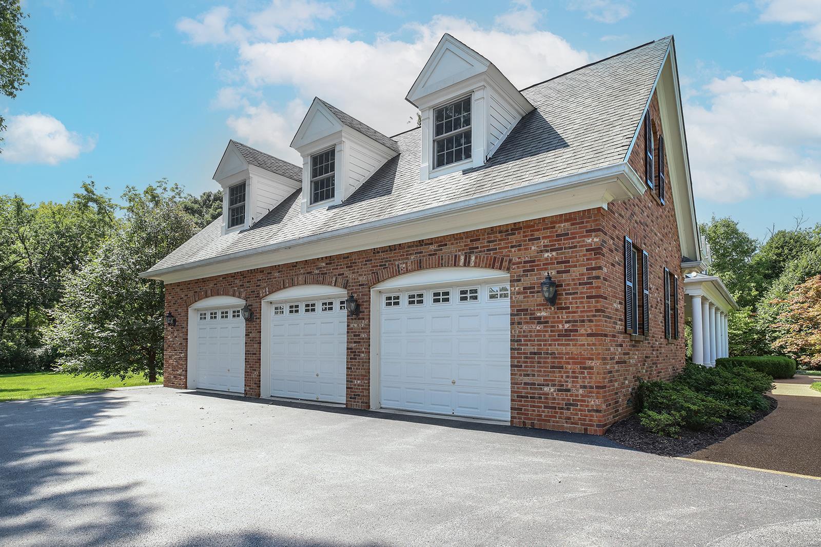 Hickory Hill - Residential