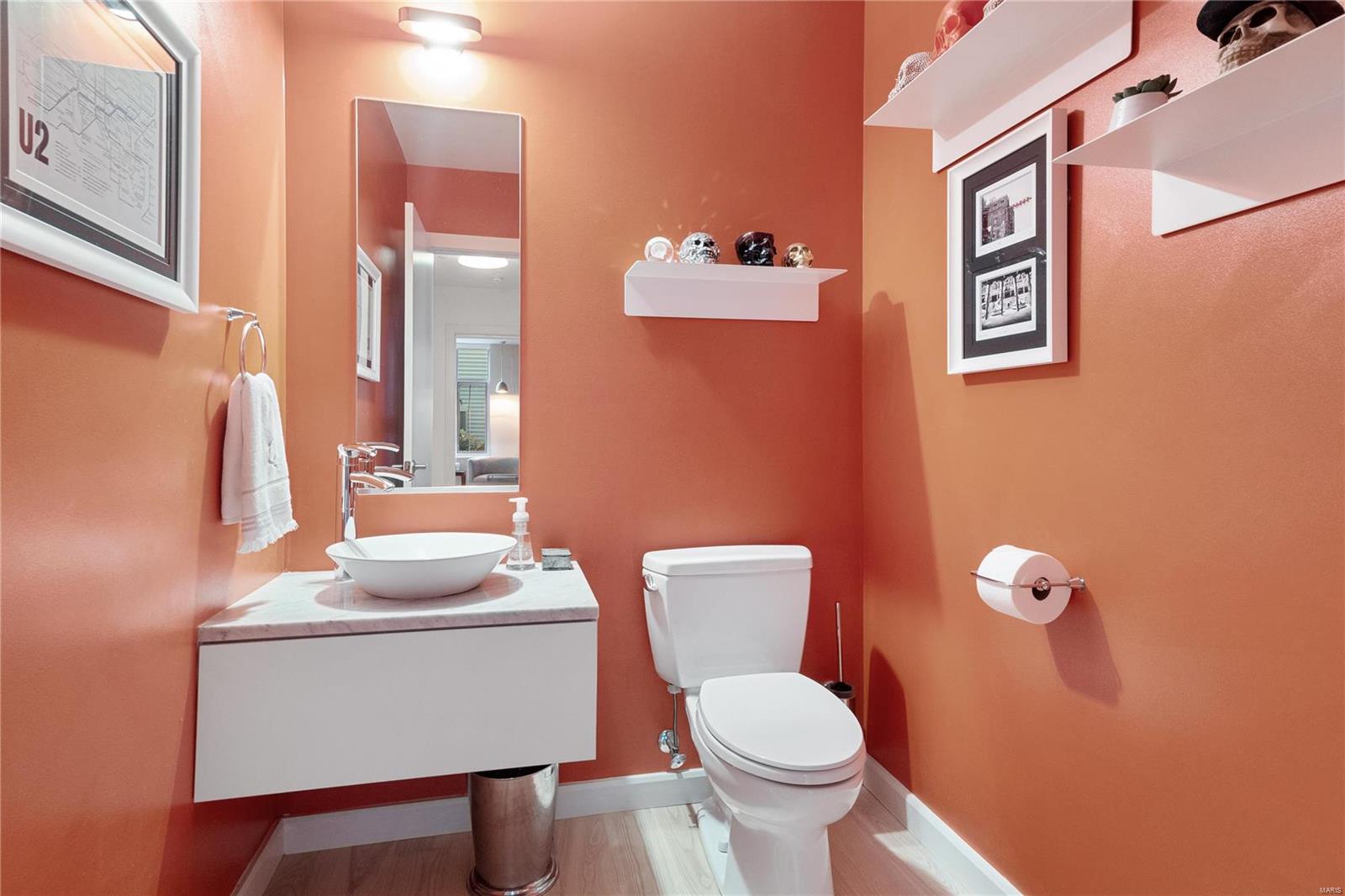 4545 Lindell Blvd - Residential