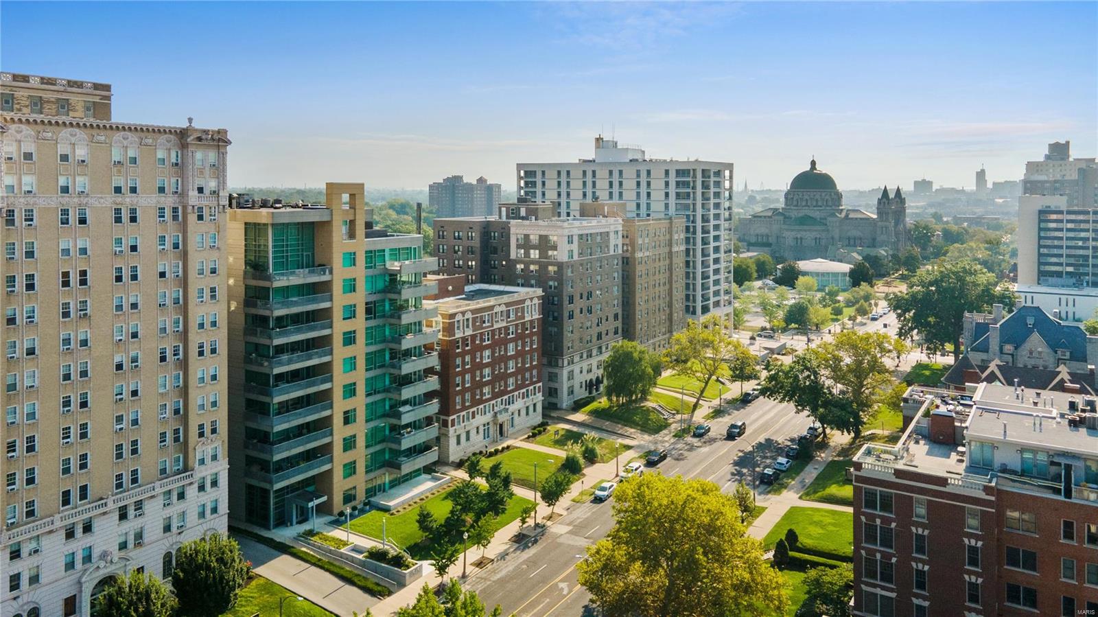 4545 Lindell Blvd - Residential