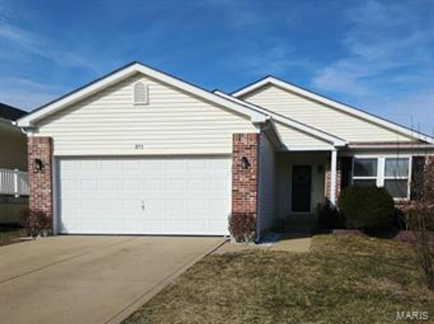 This is it!! A great home located a short distance from I-55 in the Providence subdivision.  This home features 4 bedrooms, 3 full baths, main floor laundry, a Den / office area,  partially finished lower level, fenced back yard and more.  A new roof and AC unit were installed in 2017.  The eat-in kitchen has recently had updates to the flooring, counter-tops and paint.  The Great room, Bonus Room and hallway to bedrooms has been updated also with wood flooring. The kitchen walks out to a large patio and the fenced back yard.  The subdivision boasts  a pool, playground and basketball court within walking distance.  This house is larger than it looks...come see for yourself.  A one year Home Protection Plan is included.