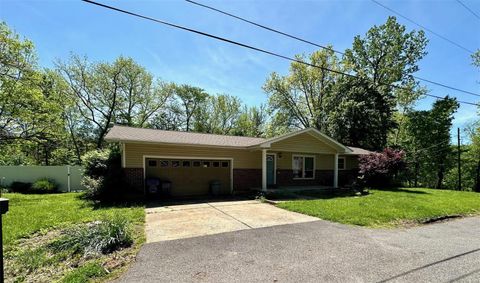 124 Dawn Drive Washington MO 63090
