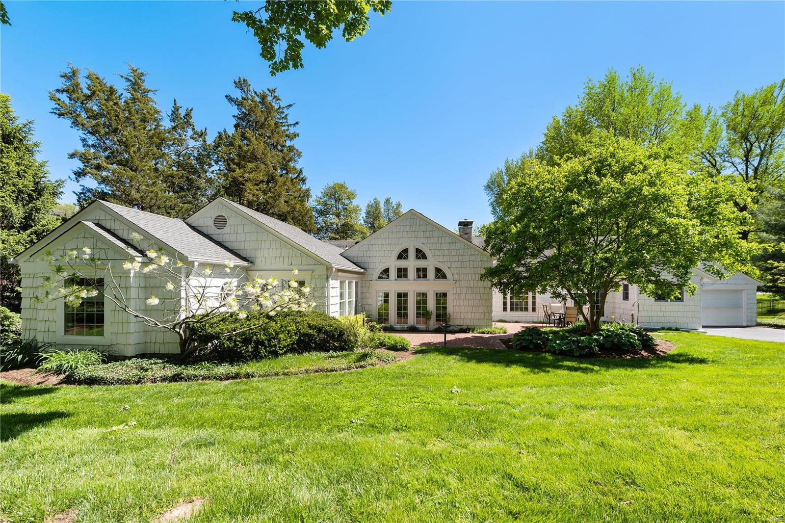 Georgian Acres - Residential