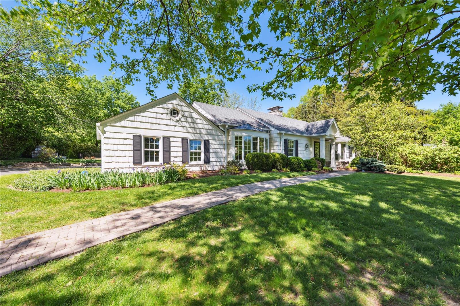 Georgian Acres - Residential