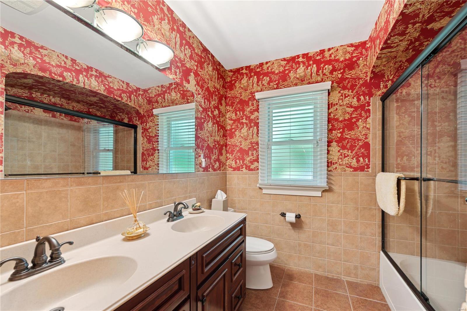 Georgian Acres - Residential