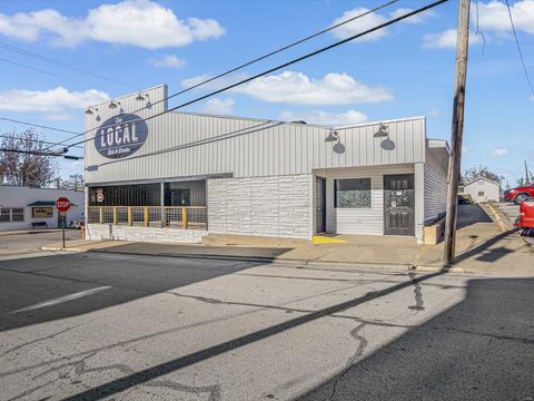 101 E Main Street Steeleville IL 62288