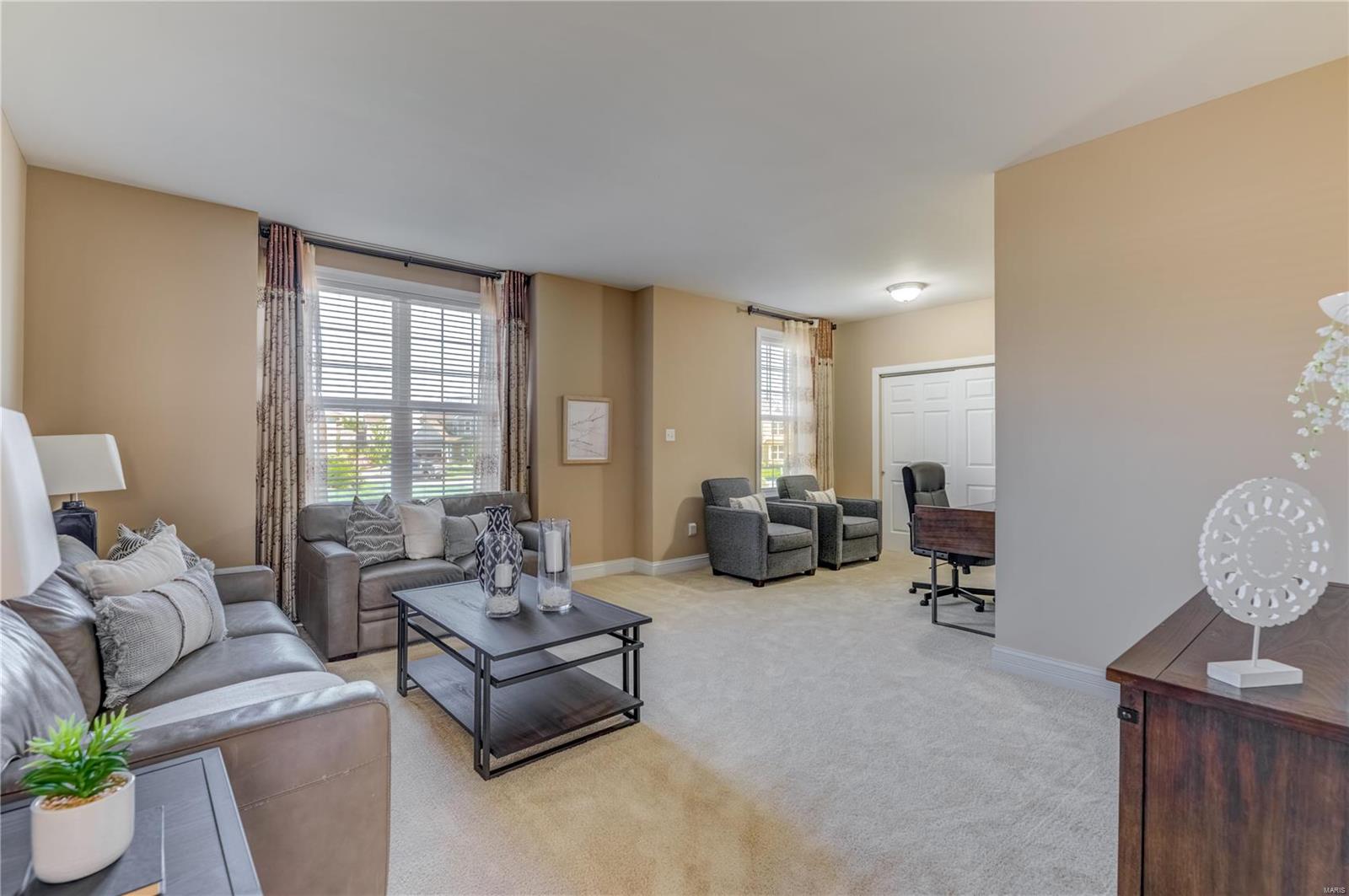 Estates At Town & Country Crossing - Residential