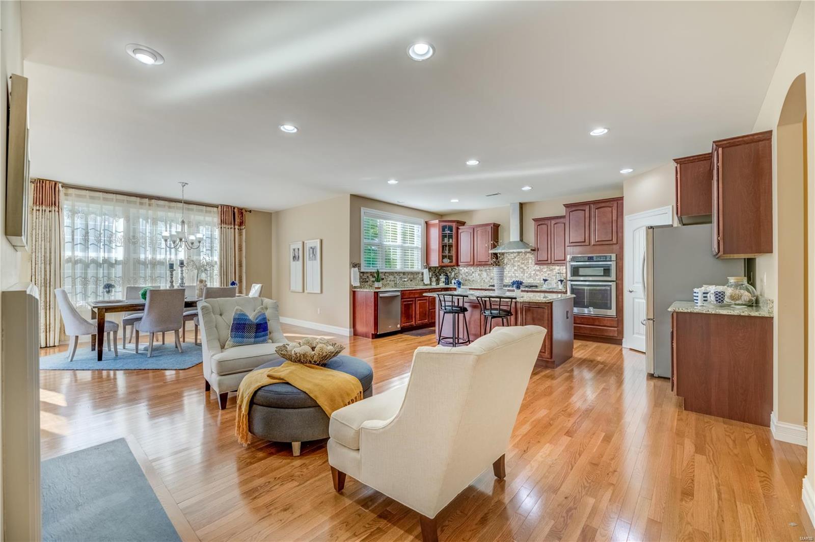 Estates At Town & Country Crossing - Residential