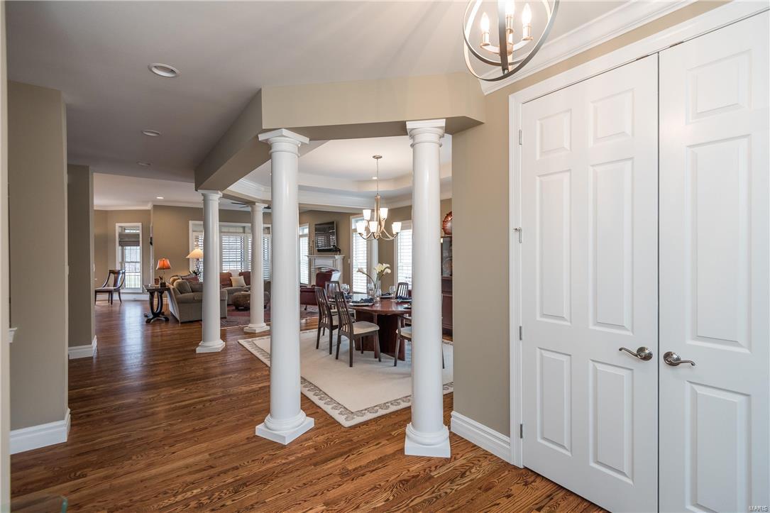 Villas At Meadowbrook - Residential