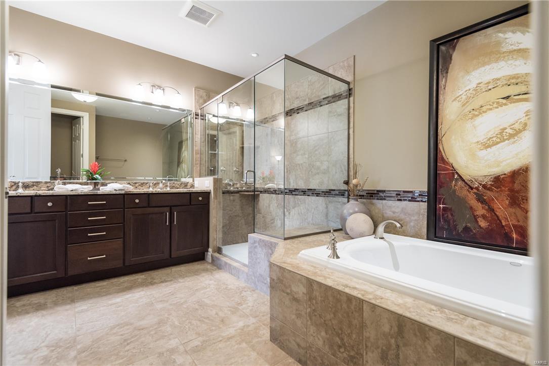 Villas At Meadowbrook - Residential