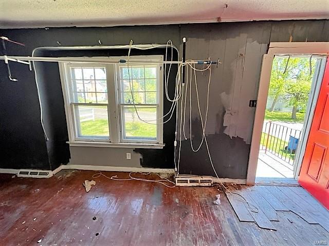 Iveland - Residential