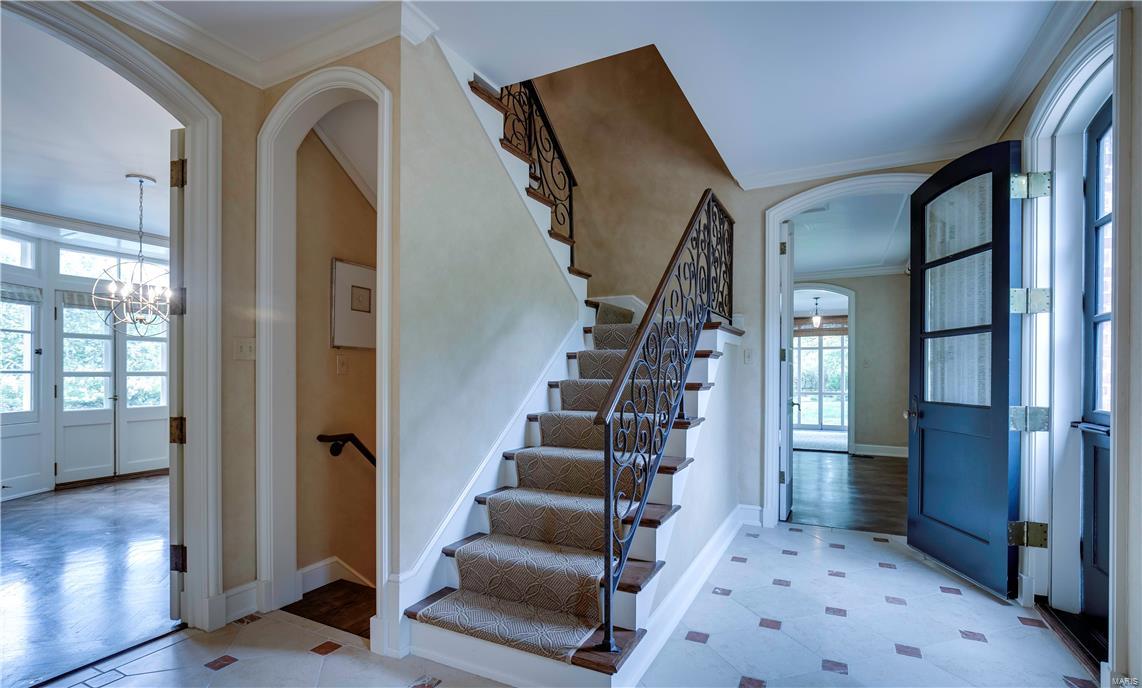 Warson Corner - Residential