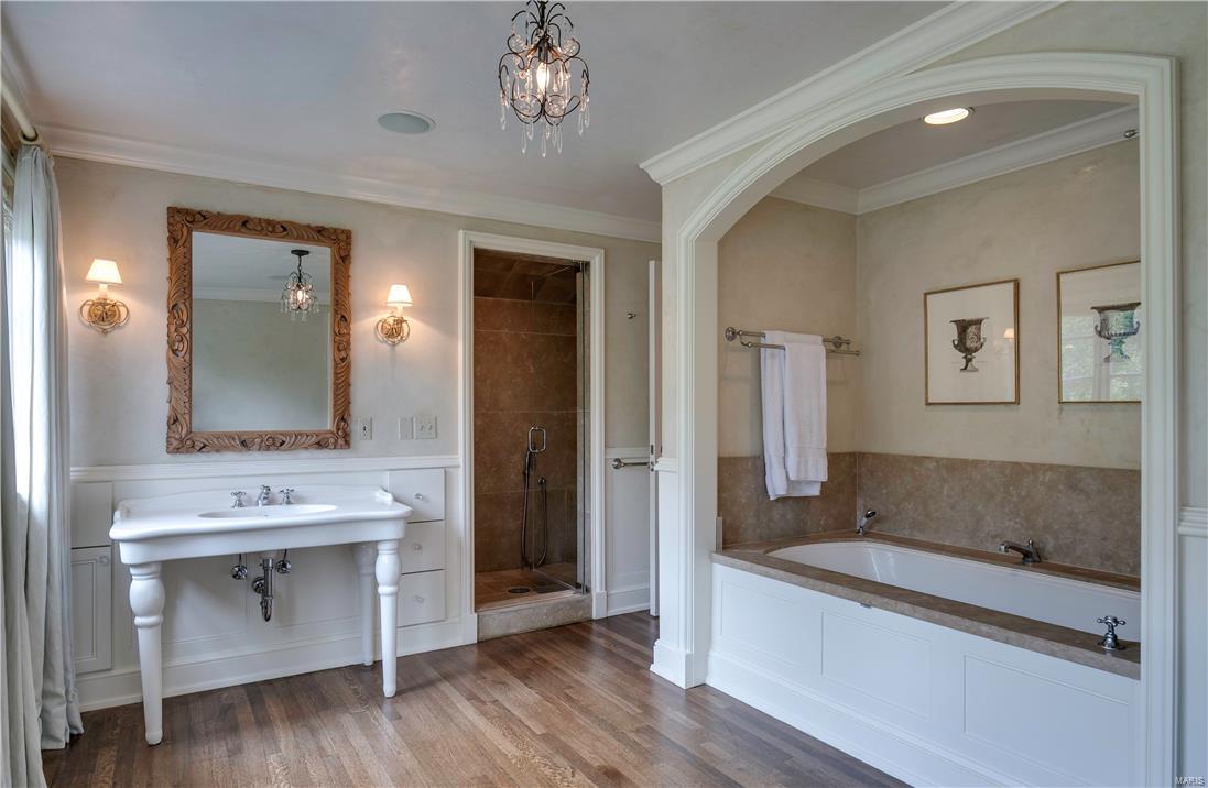 Warson Corner - Residential