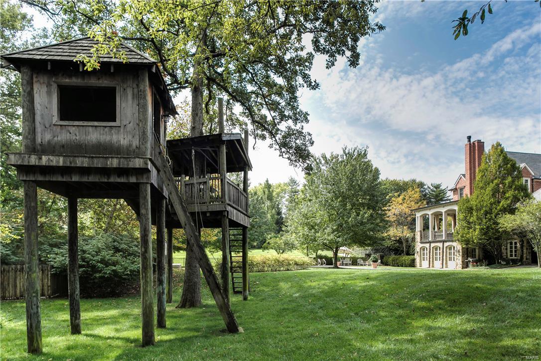 Warson Corner - Residential