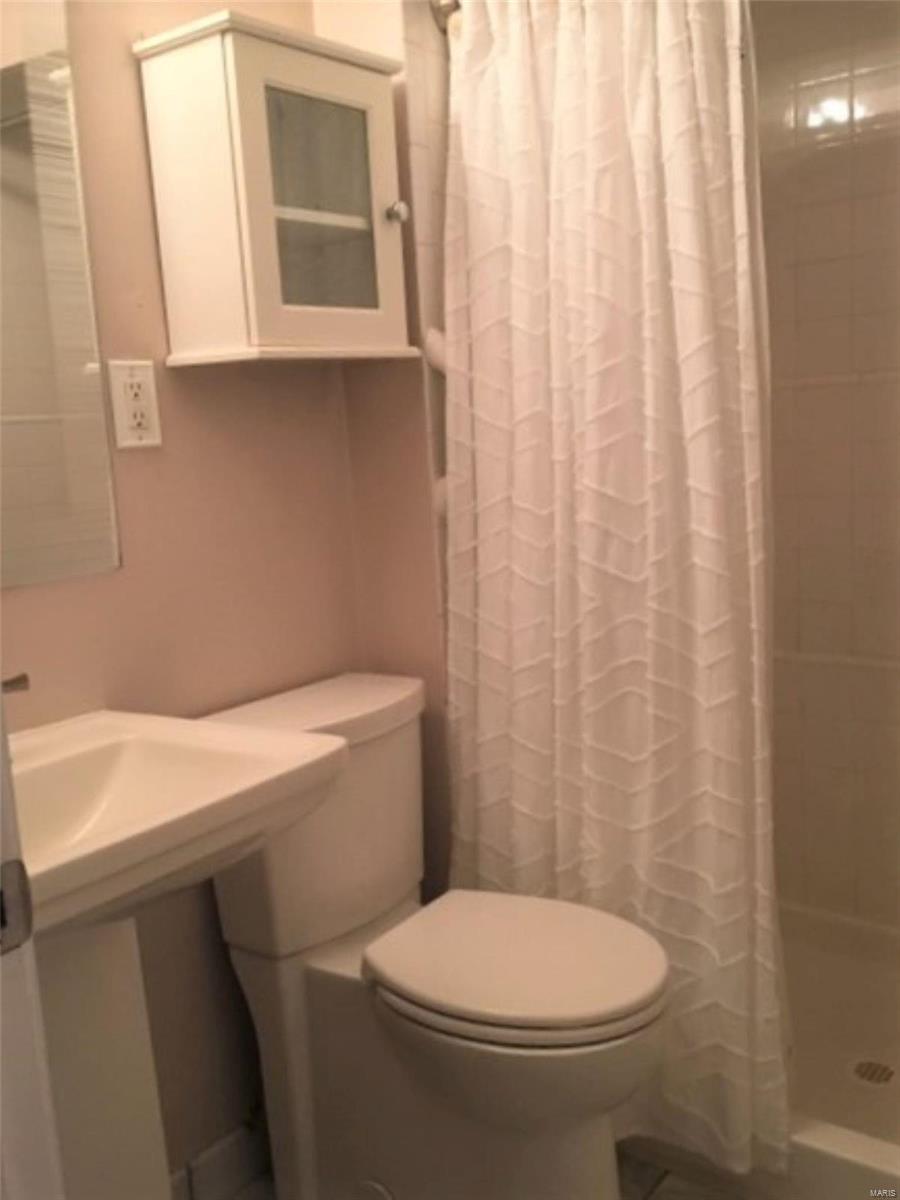 Marlborough Manor - Residential Lease