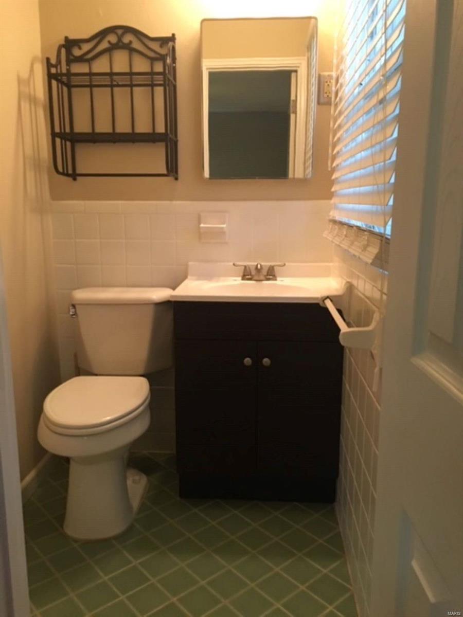 Marlborough Manor - Residential Lease