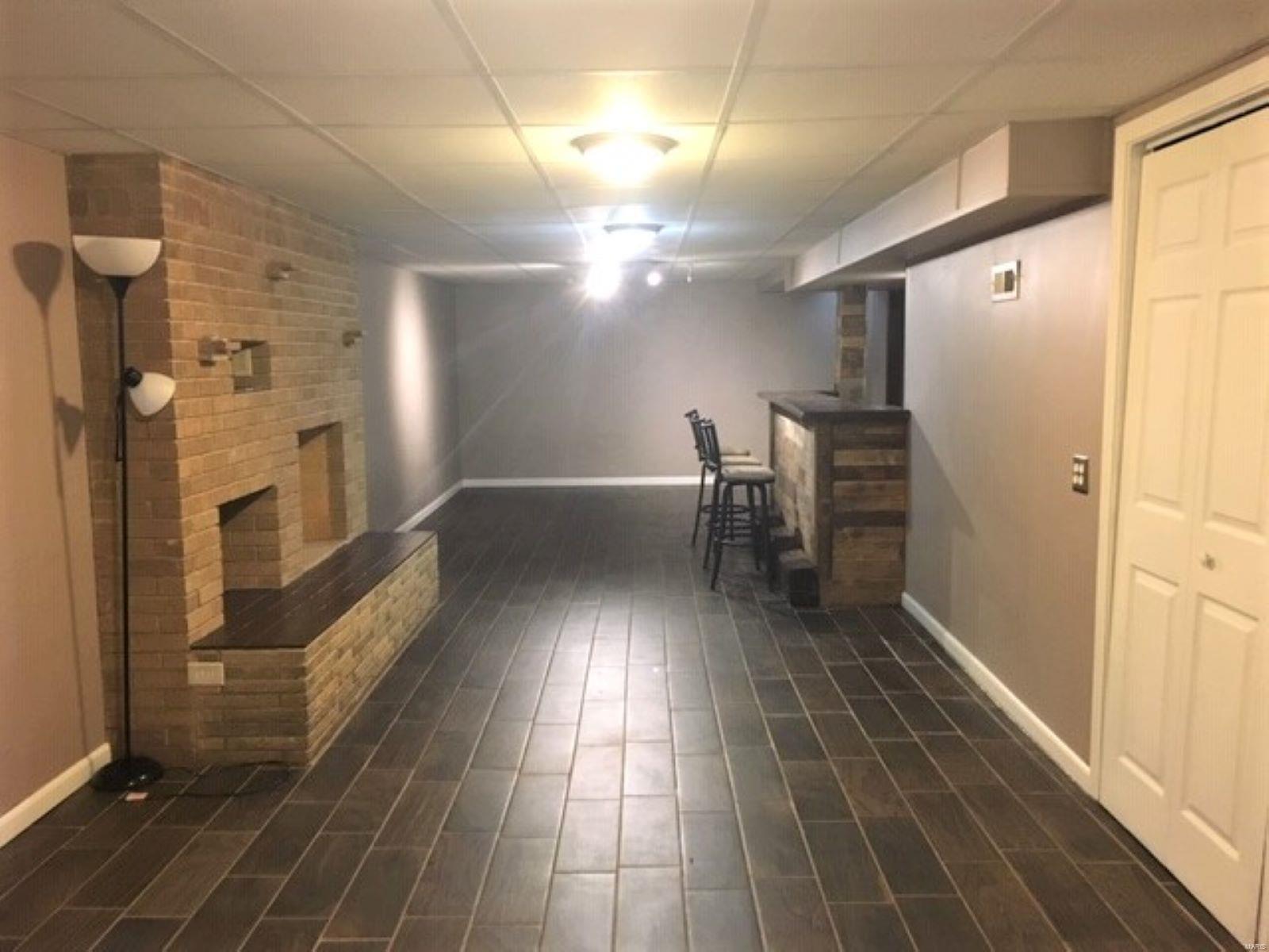 Marlborough Manor - Residential Lease