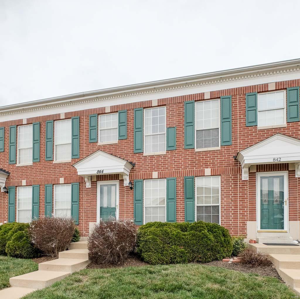 Brownstone Village at Thornbury - Residential