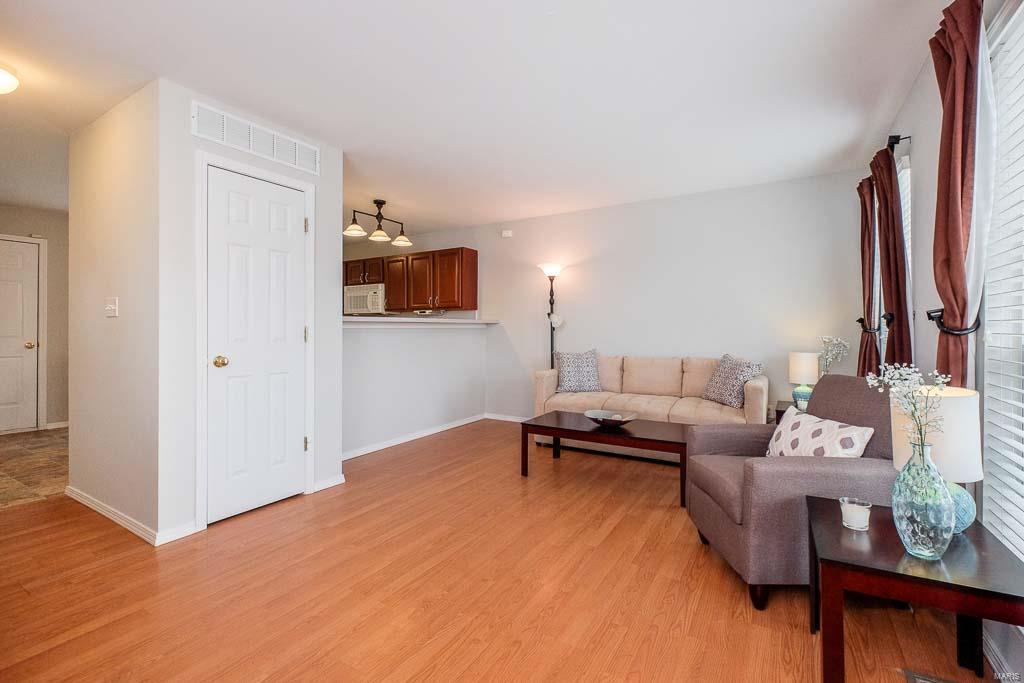 Brownstone Village at Thornbury - Residential