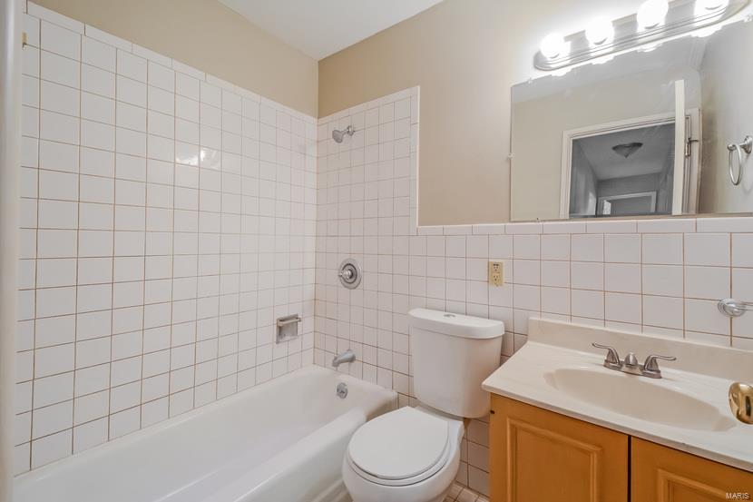 Wedgwood 4 - Residential Lease