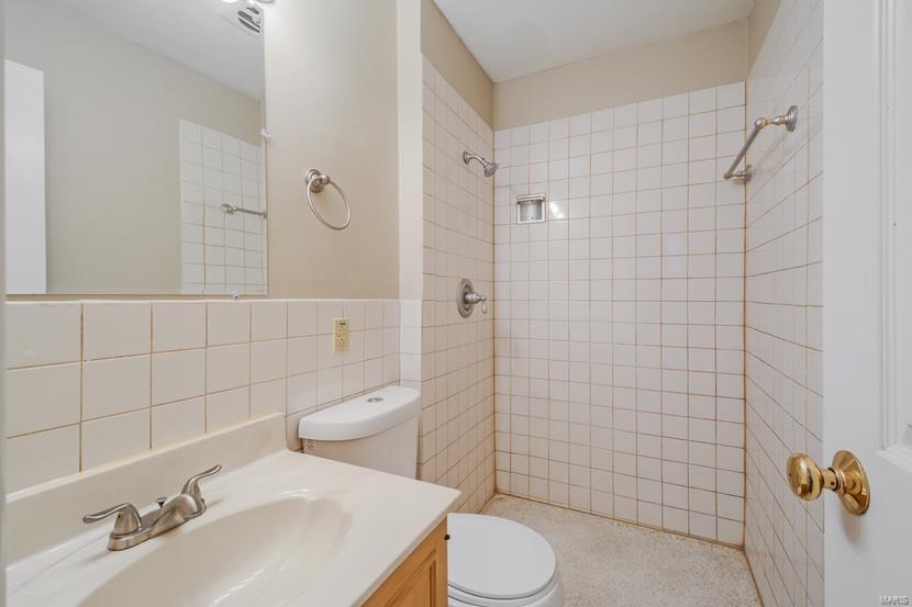 Wedgwood 4 - Residential Lease