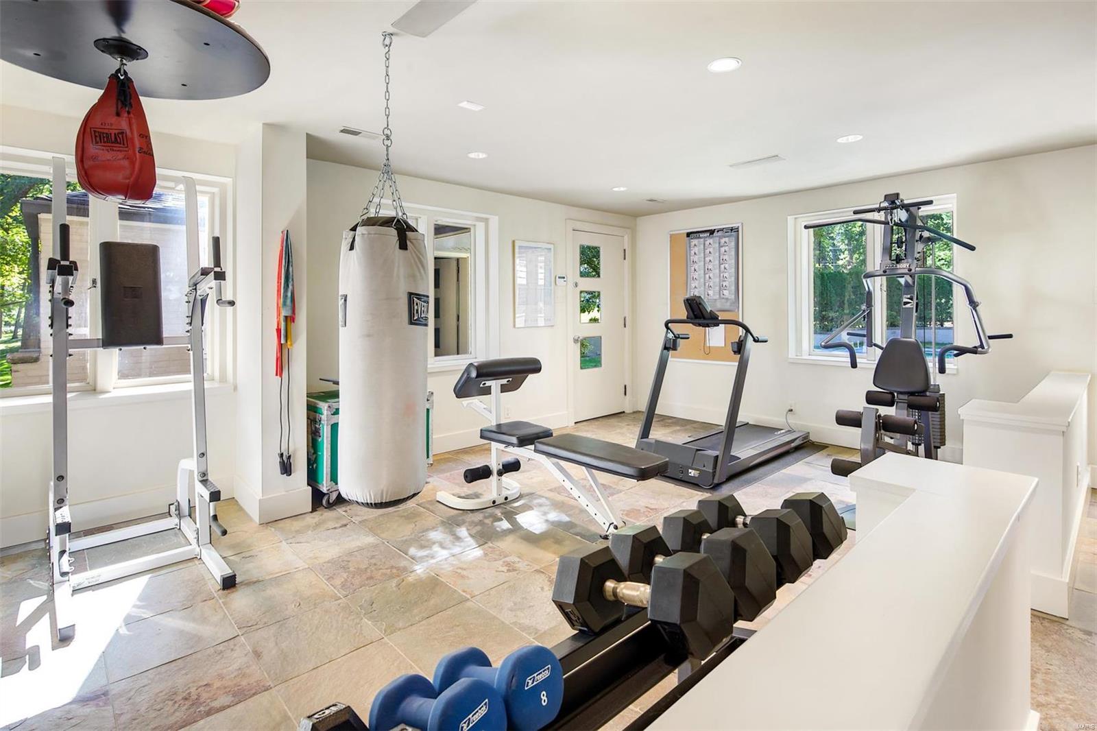 David Finke Estate - Residential