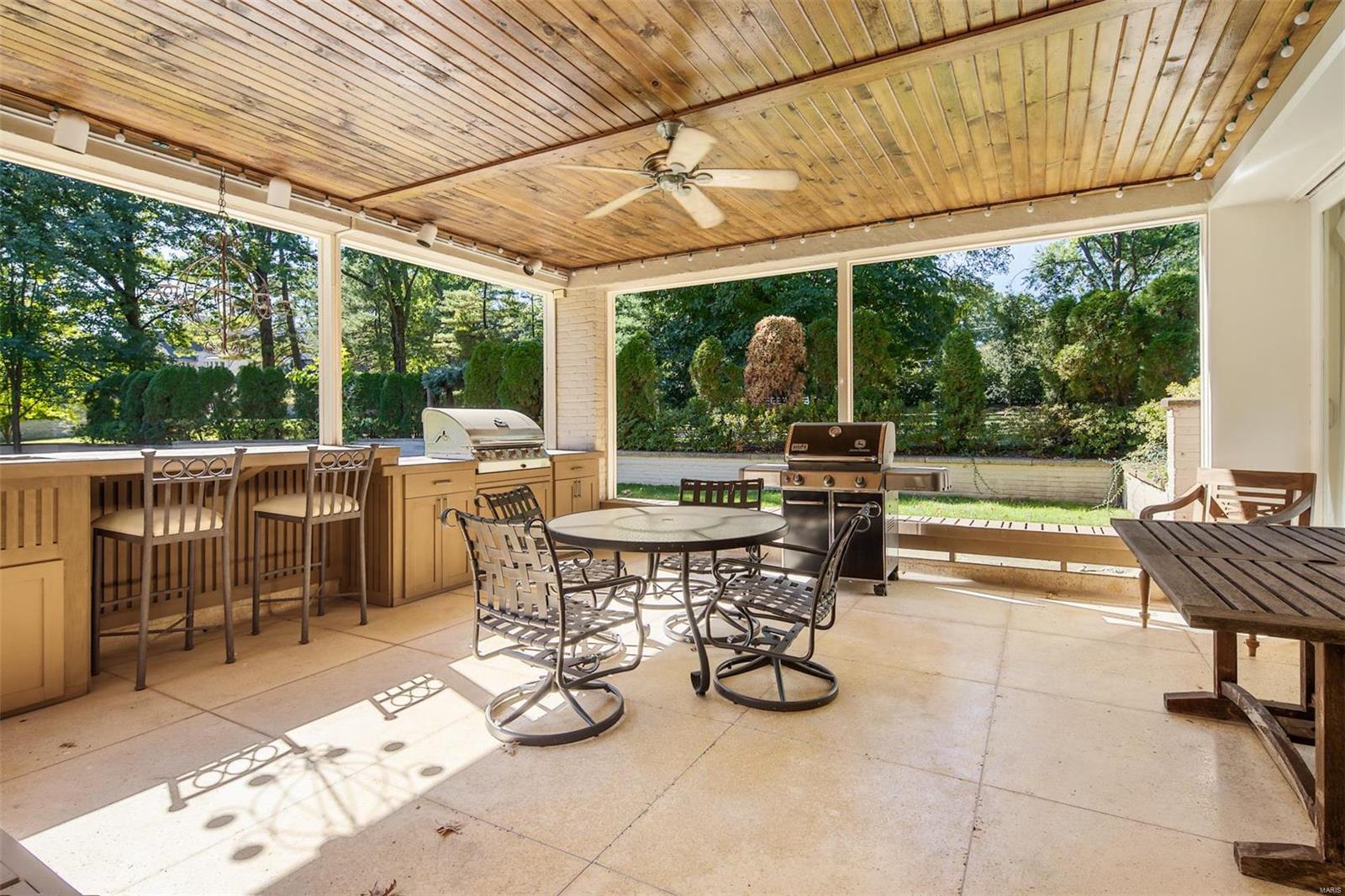 David Finke Estate - Residential