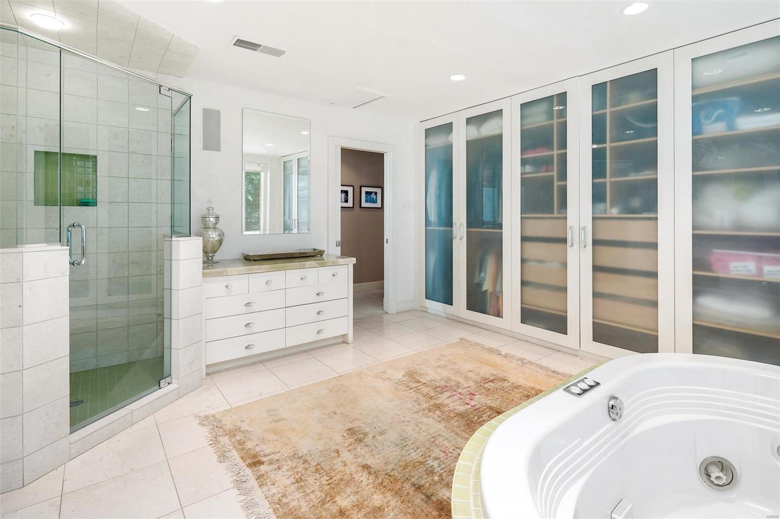 David Finke Estate - Residential