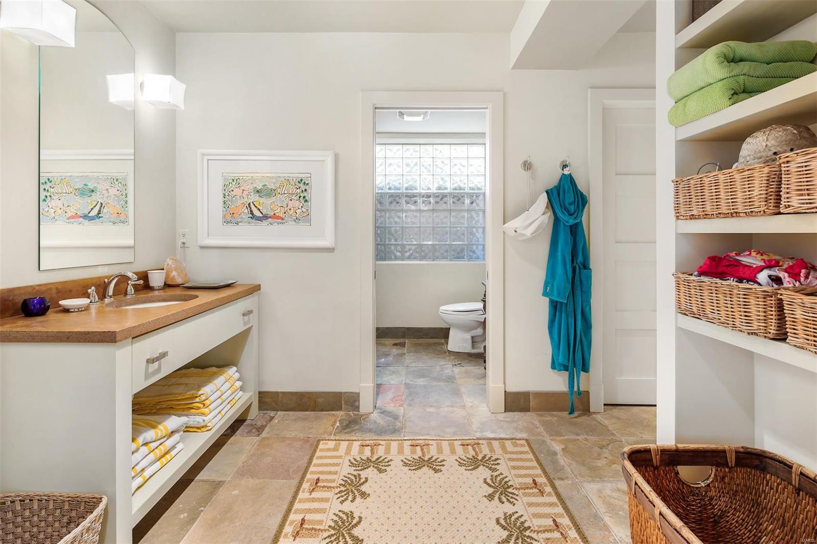 David Finke Estate - Residential